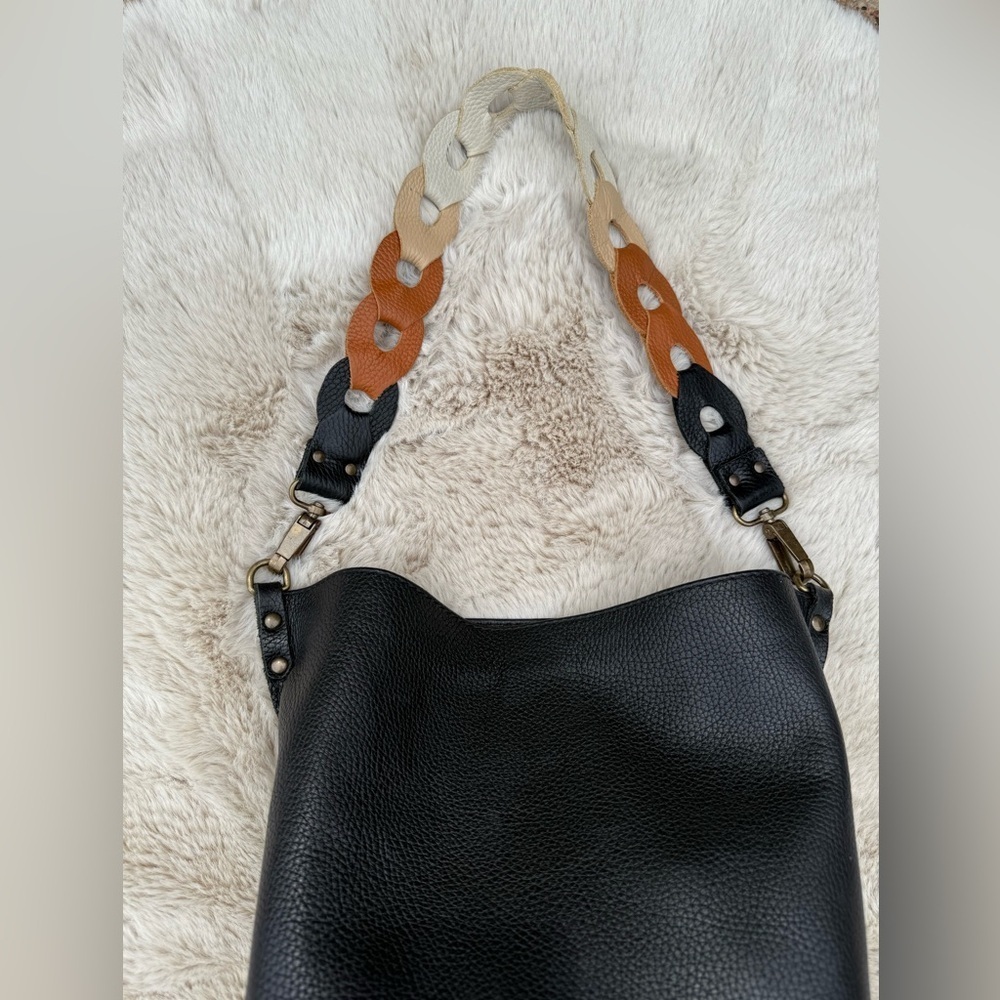 CRUSH Leather Goods MAE Black Leather Bucket Bag - Picture 3 of 13